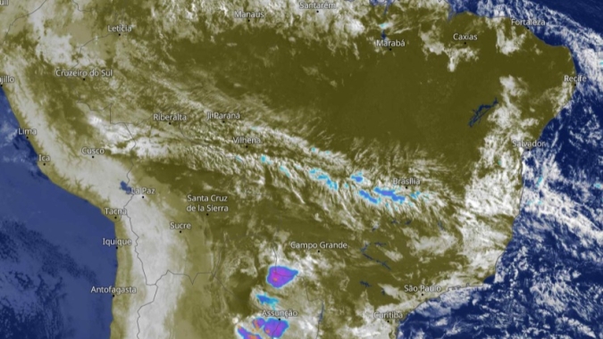 Instabilidades avançam sobre o Sul enquanto chuva forte persiste no Norte do Brasil