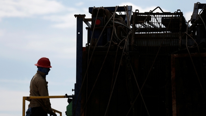Cortes na oferta de petróleo devem somar mais de 19 mi bpd, diz saudita