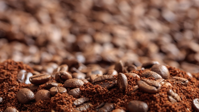 Café encerra semana apenas com ajustes nos preços, mas mantém foco no Vietnã e Brasil
