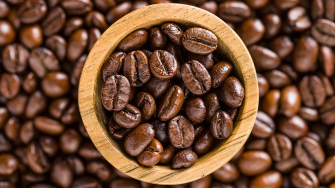 Café encerra a 4ªfeira com maior alta em quase 4 meses