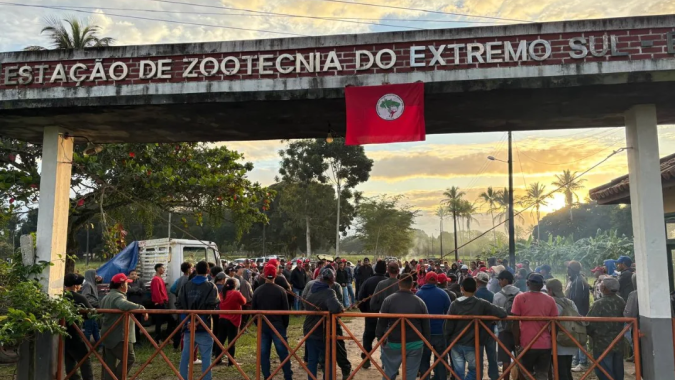 Invasão do MST paralisa centro de pesquisa da Ceplac na Bahia e causa danos à infraestrutura