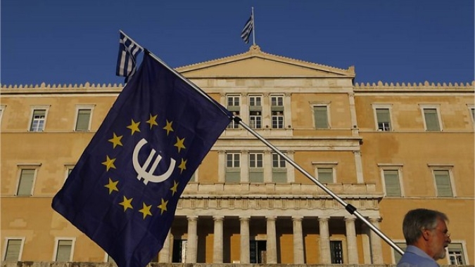 UE concorda com sanções ao petróleo da Rússia e concede isenção à Hungria