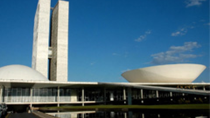 Texto-base da PEC dos Benefícios é aprovado em comissão