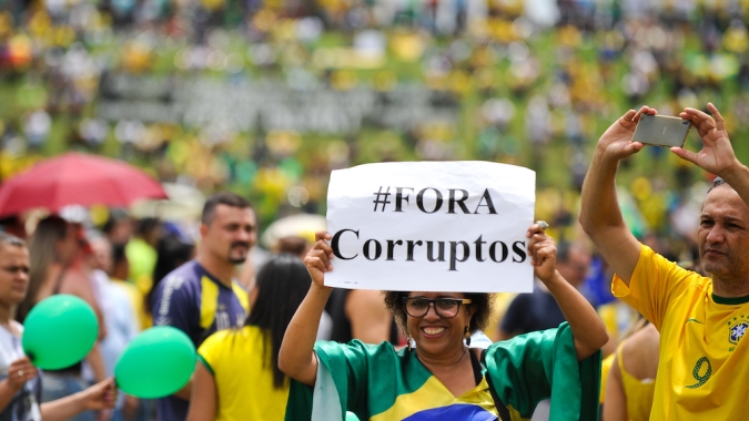 Procuradoria dá parecer a favor de ação de cancelamento do registro do PT