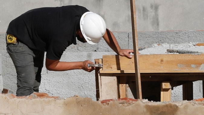 Setor da construção corta previsão de crescimento pela 1ª vez em 10 trimestres