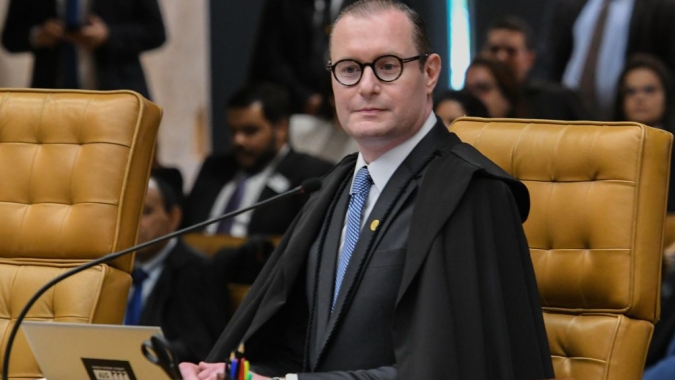 Zanin suspende processo sobre desoneração no STF e consulta Congresso sobre possibilidade de acordo