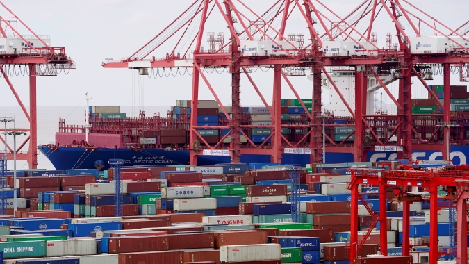 Atrasos em navios na China aumentam o caos comercial