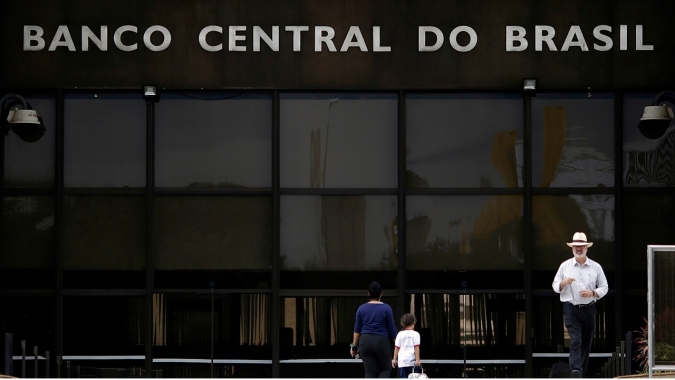 Câmara aprova texto-base de projeto da autonomia do BC