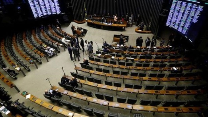 Câmara instala comissão especial da reforma administrativa