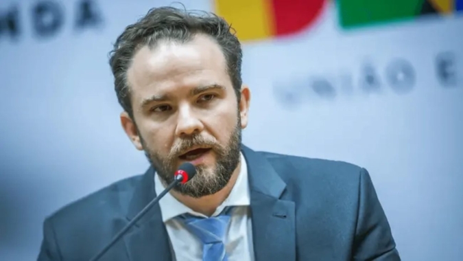 Durigan diz que Jaques Wagner prestará esclarecimentos após operação sobre Master
