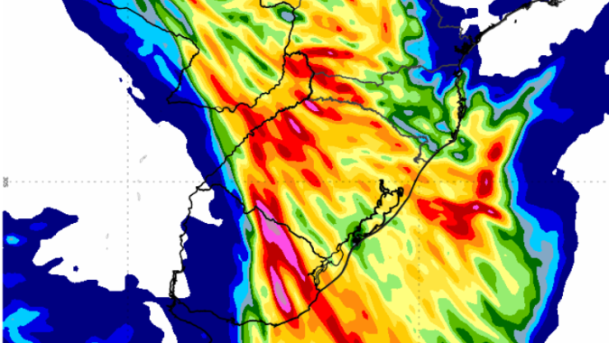 Ciclone extratropical deixa Sul do Brasil em alerta laranja para chuvas intensas; frio vem logo atrás