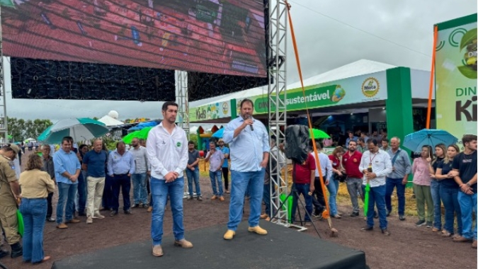Aprosoja MT destaca importância da pavimentação da MT-427 durante o Dinetec 2025