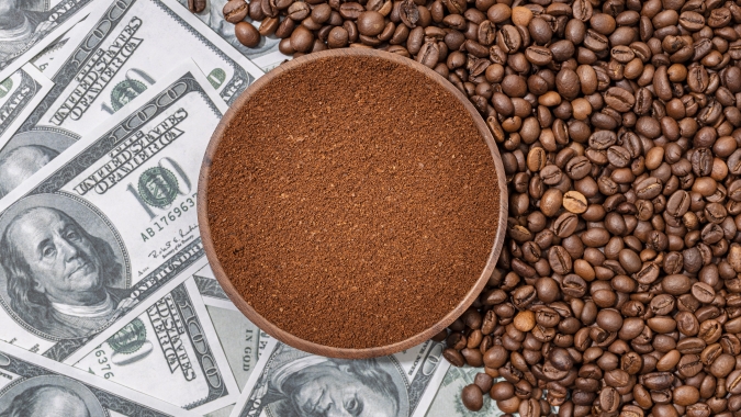 Dólar baixo impacta preços severamente e muda o jogo da comercialização do café no Brasil
