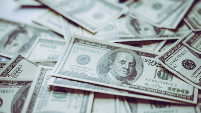 Dólar à vista fecha em baixa de 0,20%, a R$5,1643 na venda