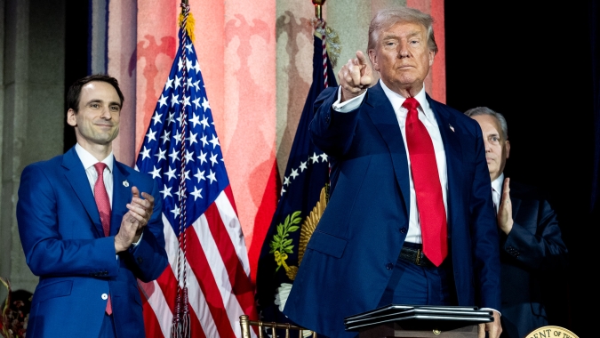Trump segue no radar do mercado da soja e Chicago volta a disparar nesta 5ª, com altas de mais de 1%