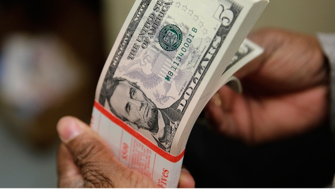 Fluxo cambial ao Brasil fica negativo em US$932 mi na semana passada--BC