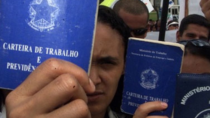 Brasil abre 184.140 vagas formais de trabalho em março, mostra Caged