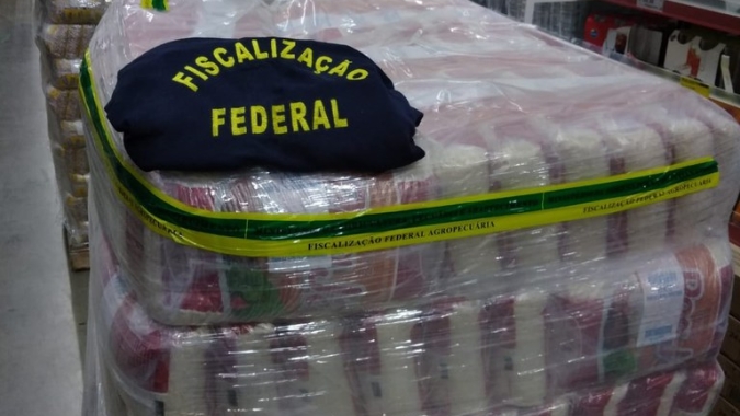 Força-tarefa suspende comercialização de arroz, feijão e azeite de oliva no Rio de Janeiro