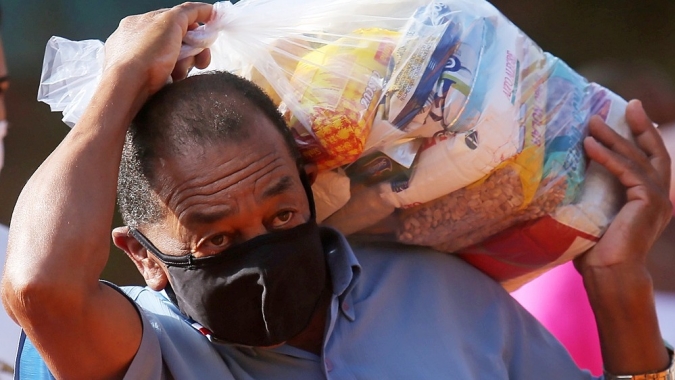 Preços globais dos alimentos caem pela primeira vez em 12 meses