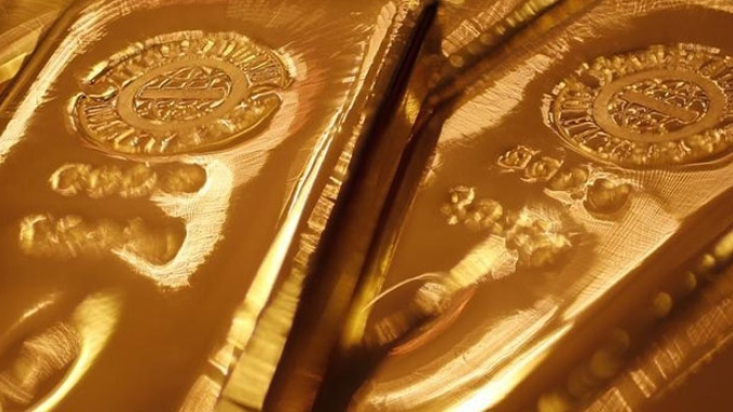 Ouro e prata caem com a China fechada devido ao Ano Novo Lunar