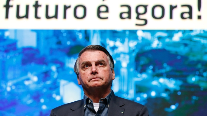 Bolsonaro diz que novo Bolsa Família terá valor médio de R$300