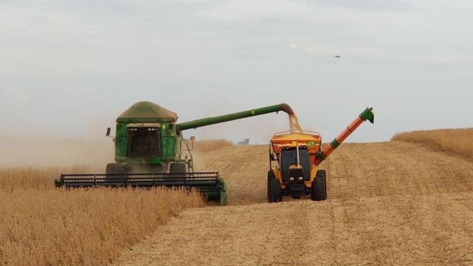 Colheita da soja segue em Laguna Carapã/MS e produtores se preocupam com produtividade das últimas áreas cultivadas