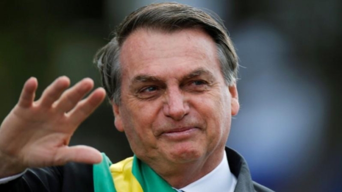 Bolsonaro divulga parcerias comerciais e projetos negociados em Davos