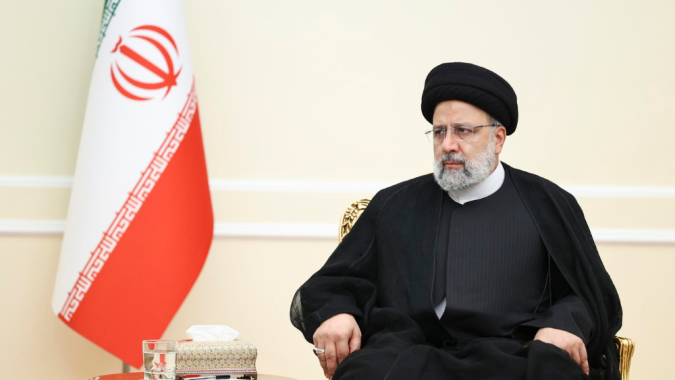 Presidente do Irã Ebrahim Raisi morre em acidente de helicóptero
