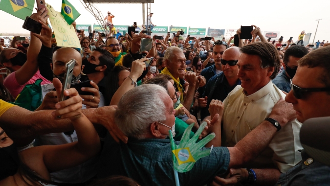 Bolsonaro defende voto eletrônico com comprovante impresso, e diz: "Não aceitaremos uma farsa eleitoral"
