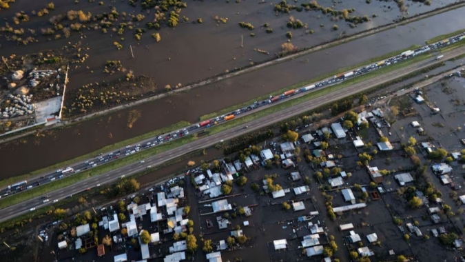 Agricultores argentinos descrevem 'mar de água' após chuva torrencial atingir colheita