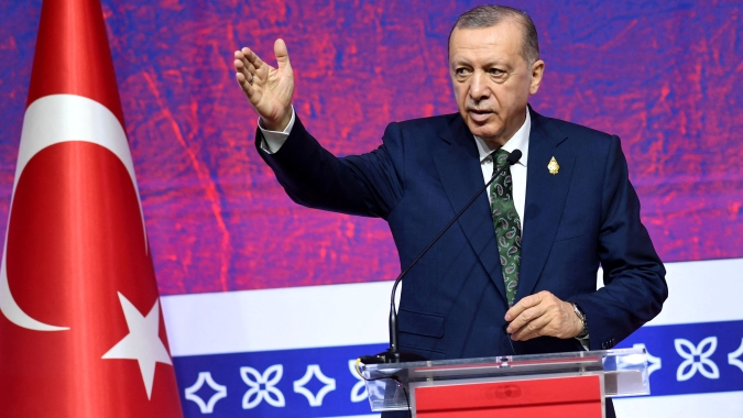 Presidente da Turquia parabeniza "amigo" Trump por vitória eleitoral