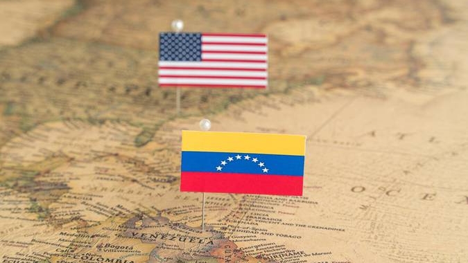 Comandante dos EUA para América Latina faz visita surpresa à Venezuela