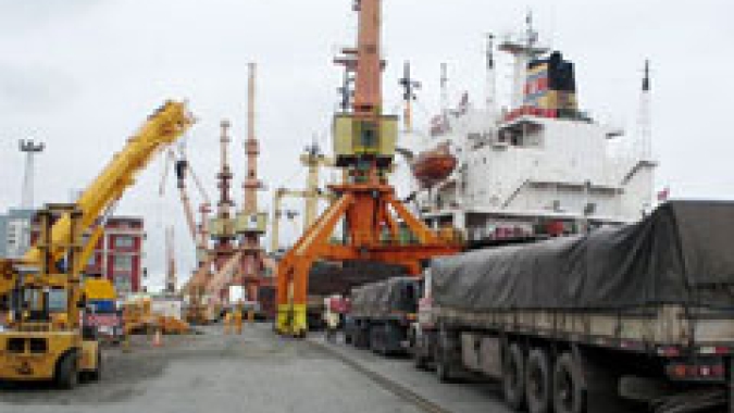 Agronegócio impulsiona e movimentação de cargas no Porto de Santos bate novos recordes em julho