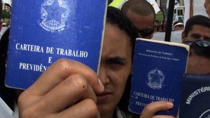 Brasil tem desemprego de 5,1% no tri até dezembro, diz IBGE