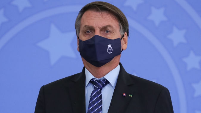 Bolsonaro sanciona Orçamento da União de 2021 com vetos