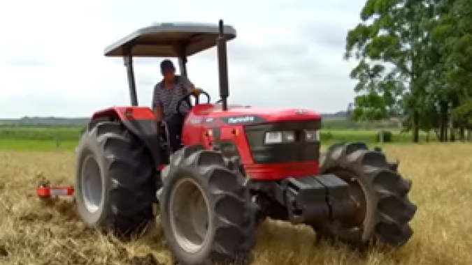 Anfavea: produção de máquinas agrícolas cai 22,1% em agosto ante agosto de 2019