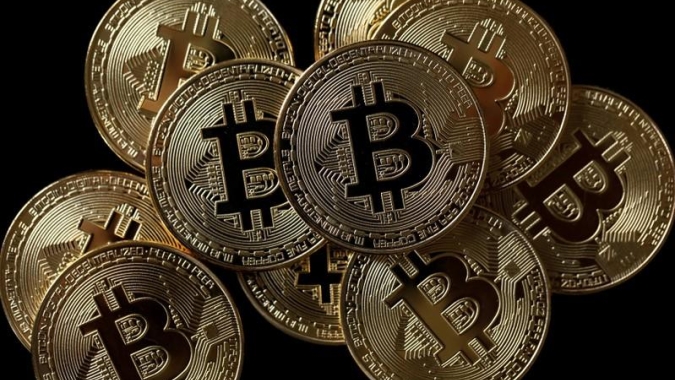 Coinbase lança bolsa internacional de derivativos de criptomoedas