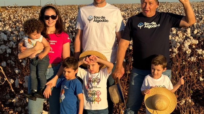 Na campanha de 2024, a Associação Brasileira dos Produtores de Algodão (Abrapa) valoriza as narrativas familiares