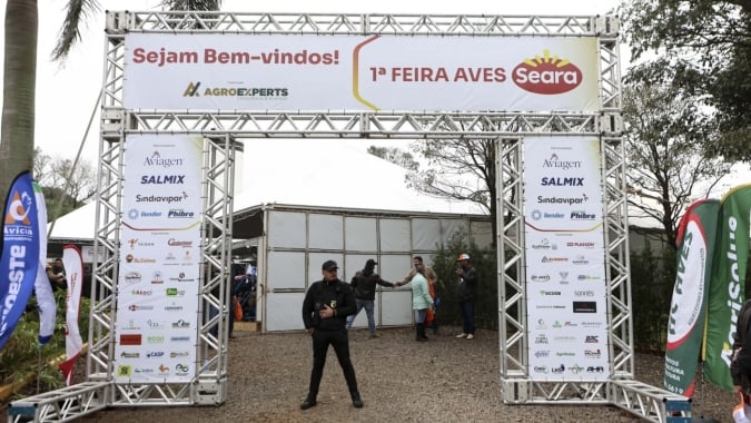 Paraná reforça liderança na avicultura com novos investimentos de R$ 475 milhões da Seara