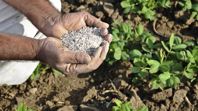 Das práticas comerciais inadequadas e as razões estruturais da escassez de insumos agrícolas, por Eduardo Lima Porto
