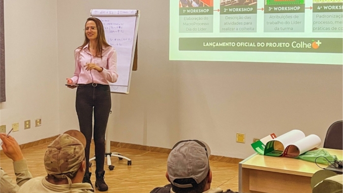 Projeto Colhe+: com adoção de estratégia de gestão, colheita de laranja tem ganho de 7% no rendimento diário