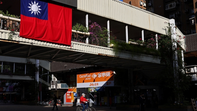Não vamos provocar, mas nos defender, diz presidente de Taiwan