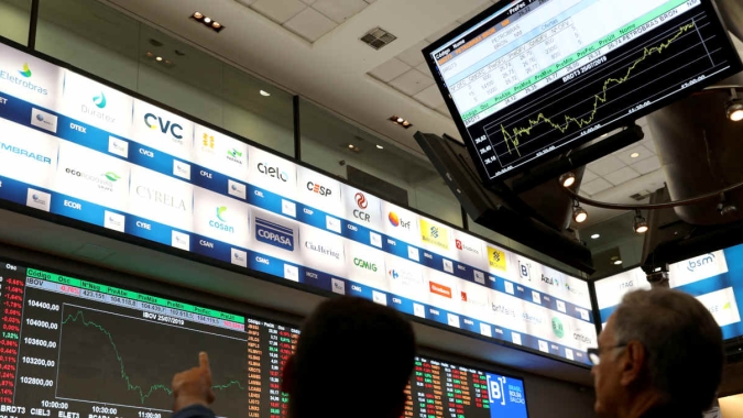 Ibovespa fecha semana abaixo de 178 mil pontos sem alívio em preocupações com guerra no Irã