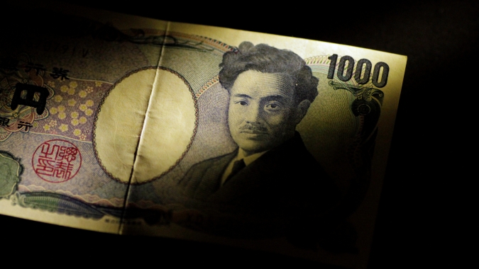 Japão está preocupado com movimentos rápidos e unilaterais do iene, diz ministro das Finanças
