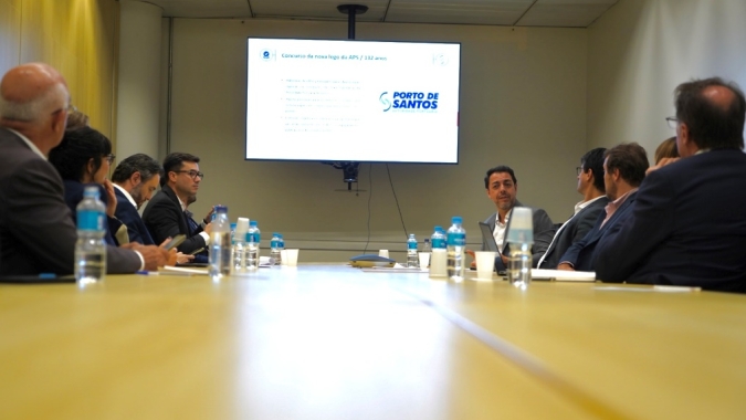 APS anuncia investimentos no Porto a diretores da Fiesp