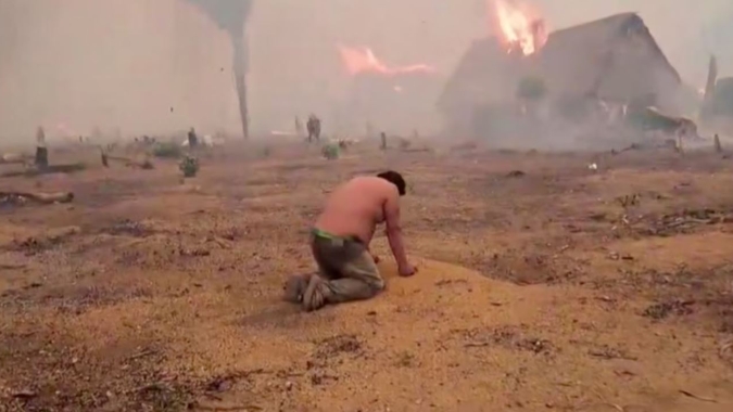 Incêndios florestais na Bolívia queimam área recorde, queimando casas e fazendas