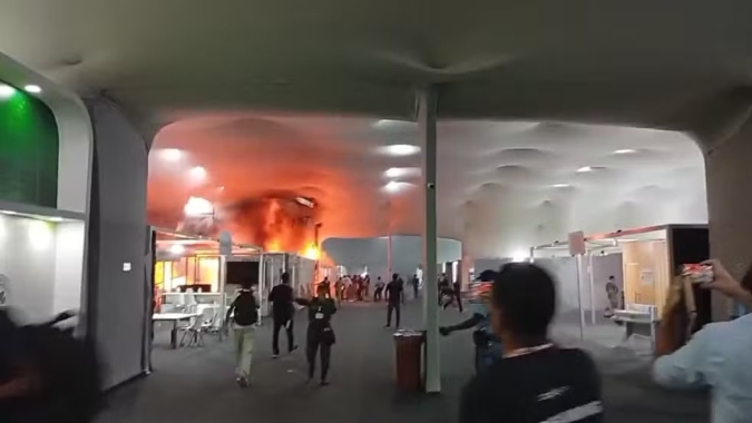 COP30: Incêndio interrompe negociações climáticas da COP30 enquanto secretário-geral da ONU pede acordo