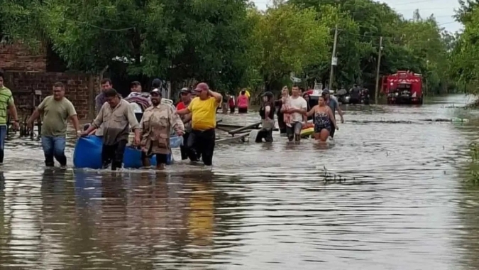 Rio atmosférico já provocou 350 mm de chuva no Nordeste da Argentina