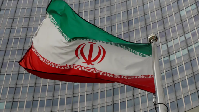 Líderes iranianos querem conversar, afirma Trump à revista Atlantic