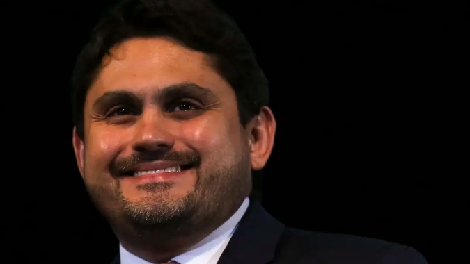 Juscelino será afastado do ministério se for denunciado pela PGR, diz Lula
